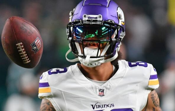 NFL: Minnesota Vikings at Philadelphia Eagles