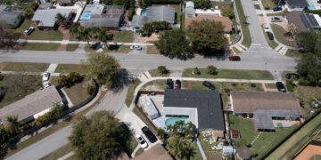 Florida House Prices Slashed in Multiple Cities