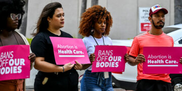 ‘Confusion and terror’ set in for pregnant women after ruling upholds Florida abortion ban