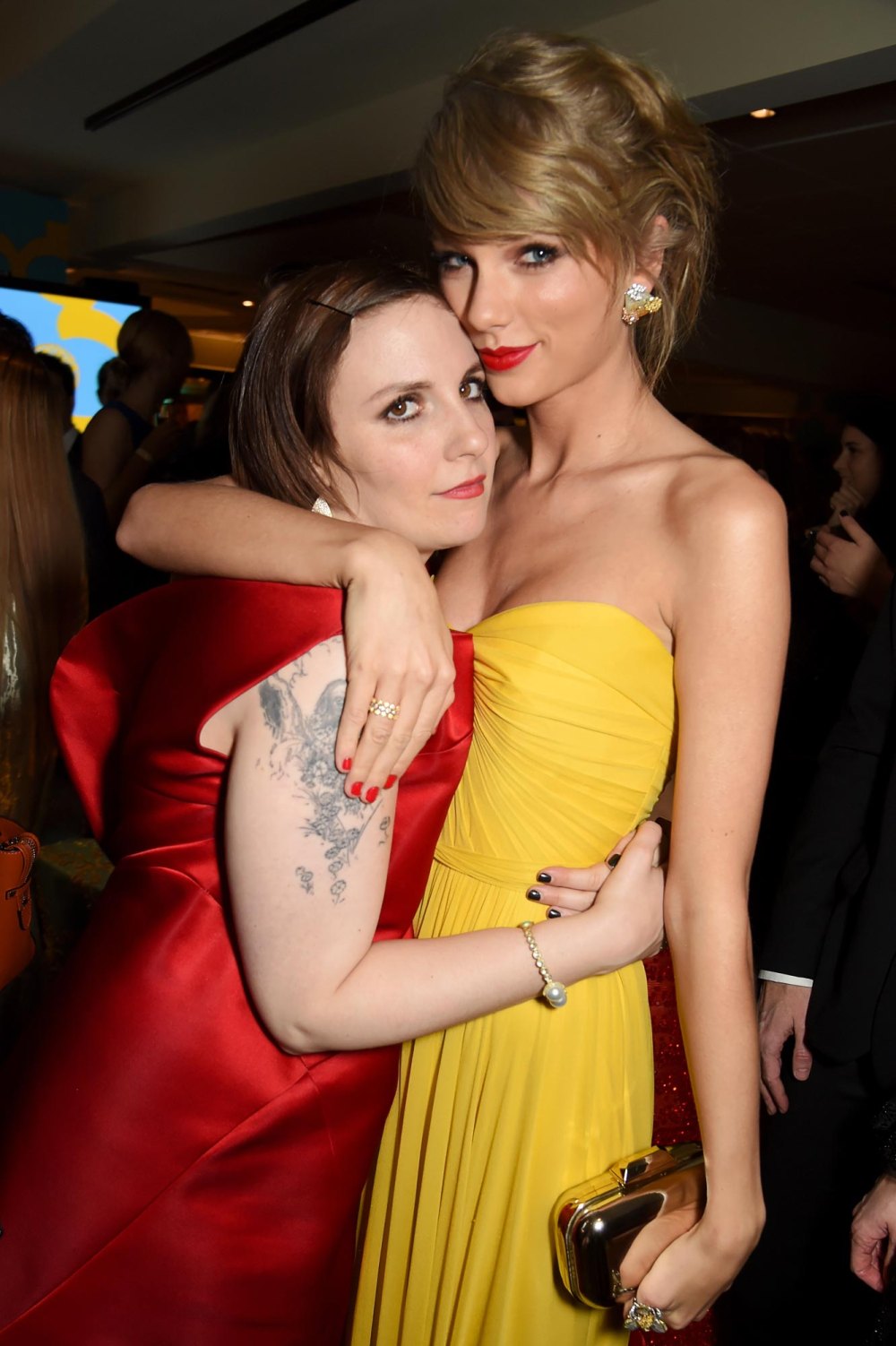 Lena Dunham Is Protective Over Taylor Swift 476