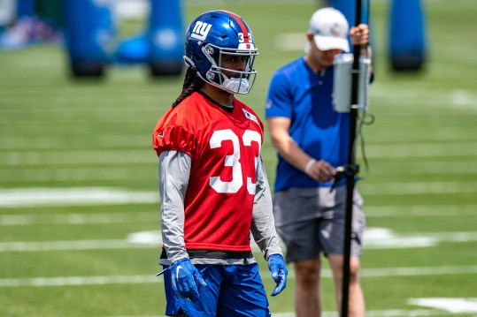 Jun 7, 2022; East Rutherford, New Jersey, USA;  New York Giants defensive back Aaron Robinson (33) participates in a drill during minicamp at MetLife Stadium. Mandatory Credit: John Jones-USA TODAY Sports