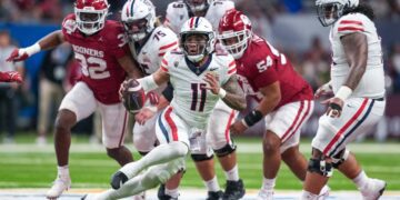 NCAA Football: Alamo Bowl-Arizona at Oklahoma