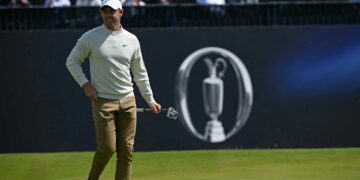 Daniel Brown moves into lead at Royal Troon