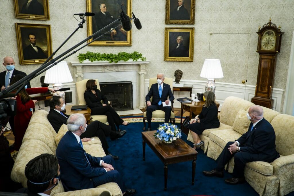 The Oval Office: A meeting under way