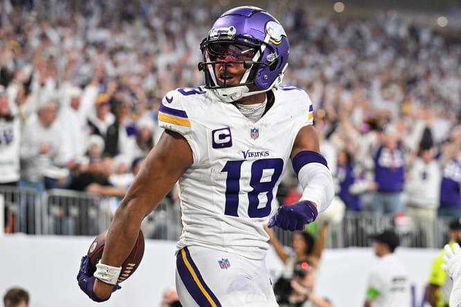 NFL: Detroit Lions at Minnesota Vikings