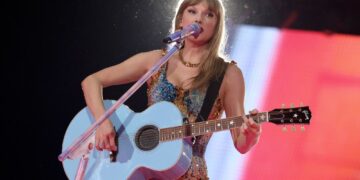 Taylor Swift performs onstage