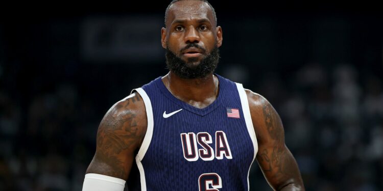 Team USA's LeBron James to be male flag bearer in Opening Ceremony