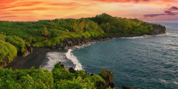 Honokalani Black Sand Beach (Waianapana State Park), along the Road to Hana in Maui, Hawaii, USA