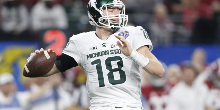 Top 10 passing leaders in Michigan State football history