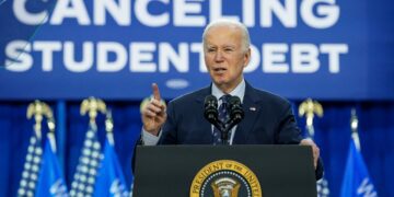 US appeals court blocks Biden SAVE student debt relief plan