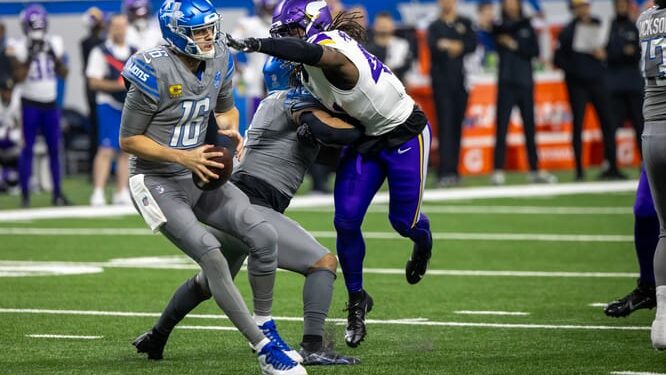 NFL: Minnesota Vikings at Detroit Lions