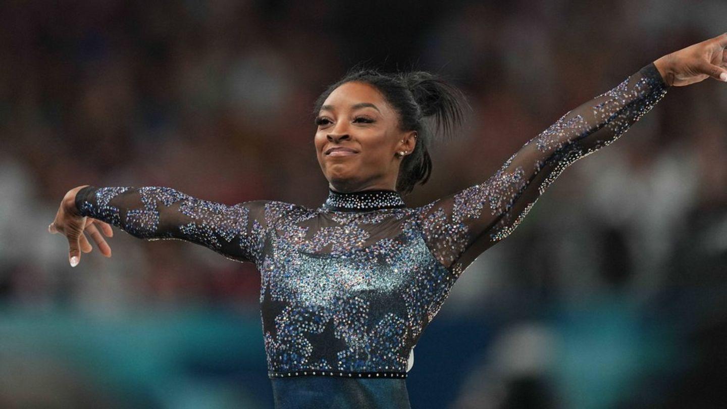 Simone Biles: Dominant ⁣Performance⁢ Propels Team USA to Gold ‍in⁤ Olympic Gymnastics Finals