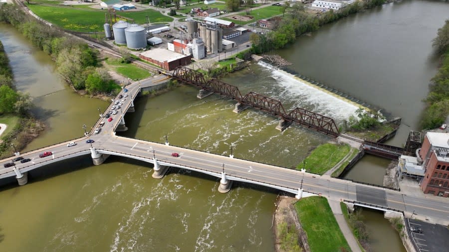 Downtown Zanesville Ohio known for Y bridge and county courthouse. A small town in America.