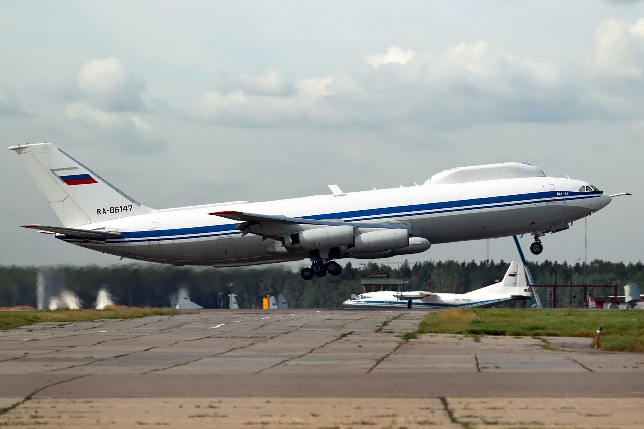 An Ilyushin Il-80 taking off. 