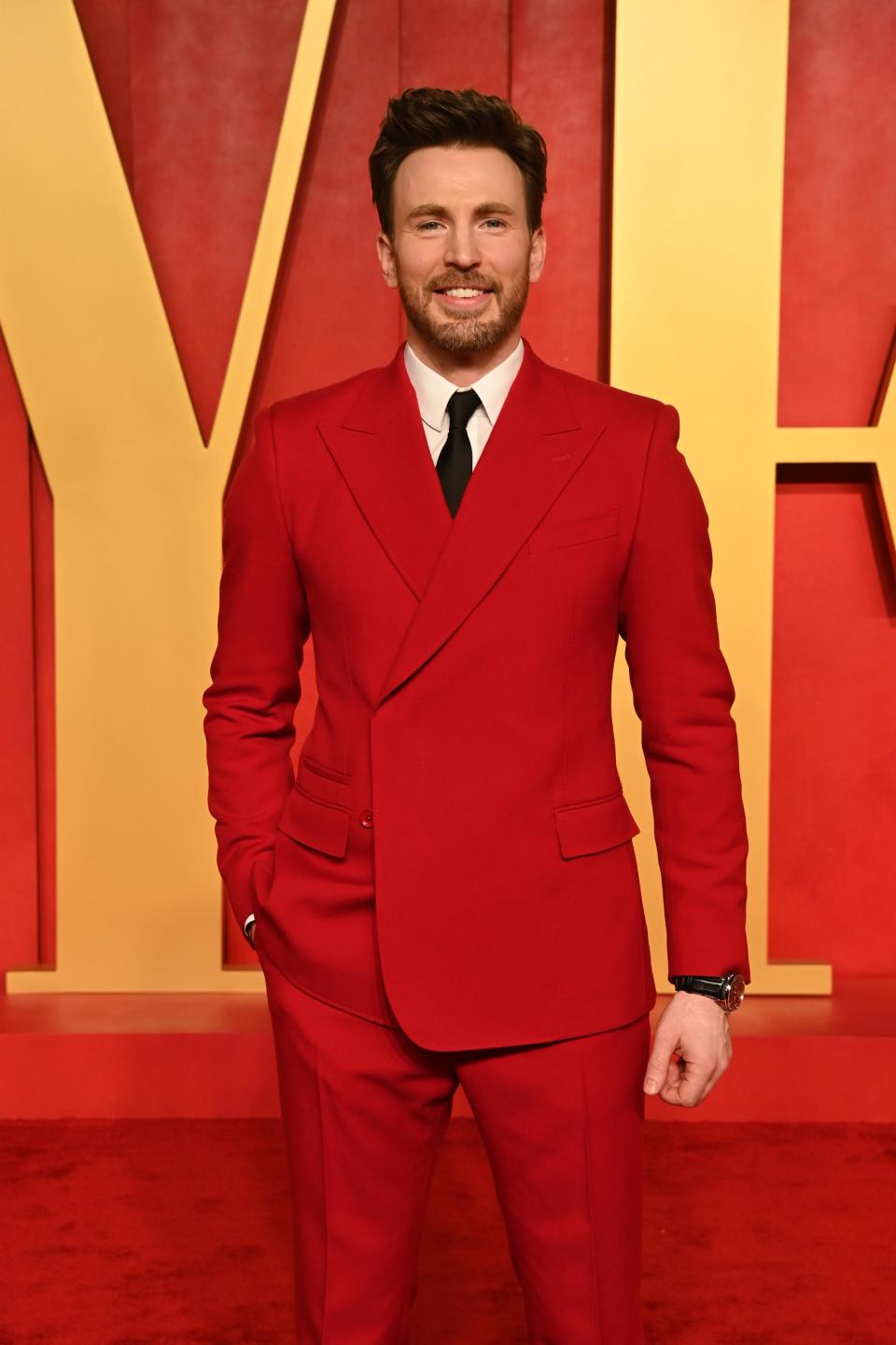 Chris Evans attends the 2024 Vanity Fair Oscar Party Hosted By Radhika Jones at Wallis Annenberg Center for the Performing Arts on March 10, 2024 in Beverly Hills, California.