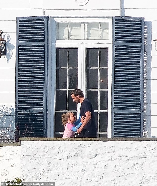 Lively (born Brown) also got to hang out with 12-time Oscar nominee Bradley Cooper and his seven-year-old daughter Lea De Seine with ex-fiancée Irina Shayk, but he doesn't appear to have invited new girlfriend Gigi Hadid along for the seaside fun