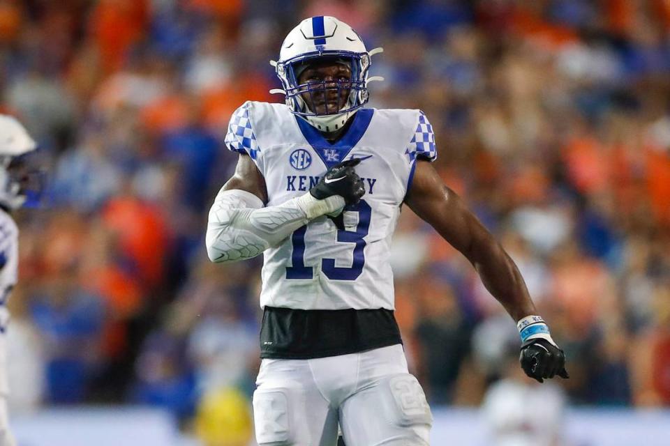 Kentucky outside linebacker/rush end J.J. Weaver enters his super-senior season with 165 tackles, 32 tackles for loss and 16 1/2 quarterback sacks.