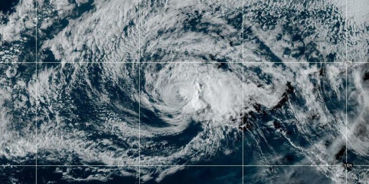 Hurricane Gilma tracker: See projected path of second Pacific storm approaching Hawaii – USA TODAY