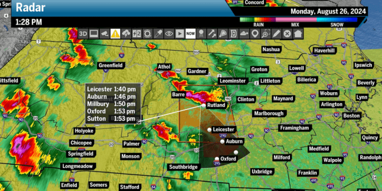 A severe thunderstorm is pushing through central Massachusetts, with Worcester likely to see storms within the next half hour.