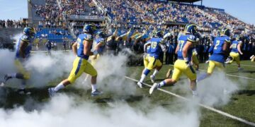 Bryant Bulldogs visit Delaware Blue Hens in 2024 football opener