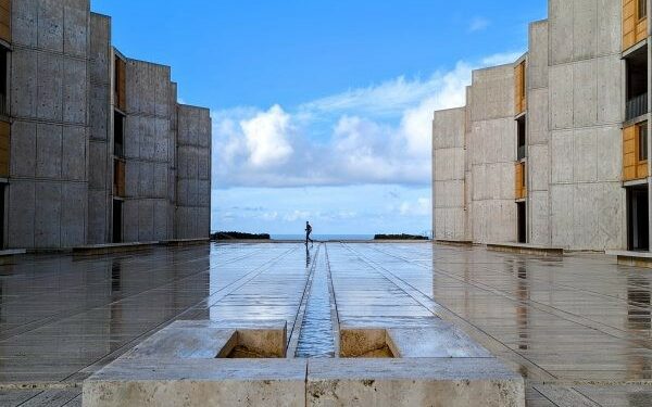 The Salk Institute for Biological Studies in La Jolla has been awarded $3.6 million for research focused on stem-cell-based models of aging and neurodegeneration. (Jen Chen)