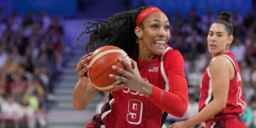 Paris Olympics, Aug. 9: Live updates and results from women's semifinals