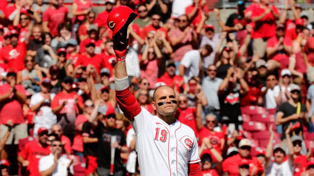 Reds should've retired Eric Davis' 44 before Elly De La Cruz