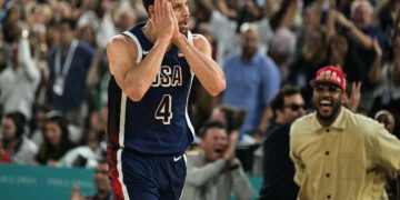 Steph Curry lifts USA basketball past France to fifth straight Olympic gold: How America’s Avengers delivered