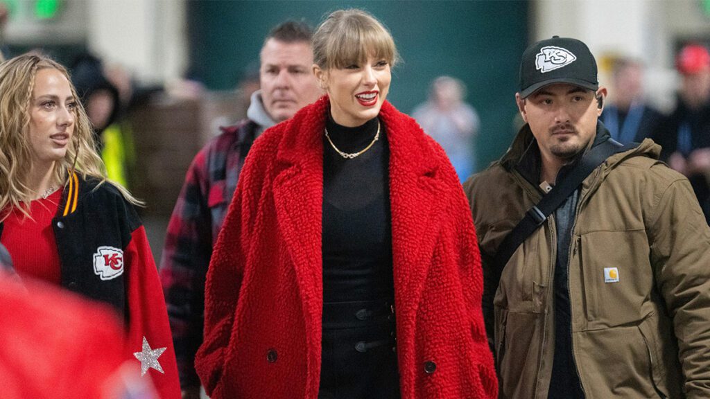 Brittany Mahomes and Taylor Swift at Kansas City Chiefs game against the Green Bay Packers.