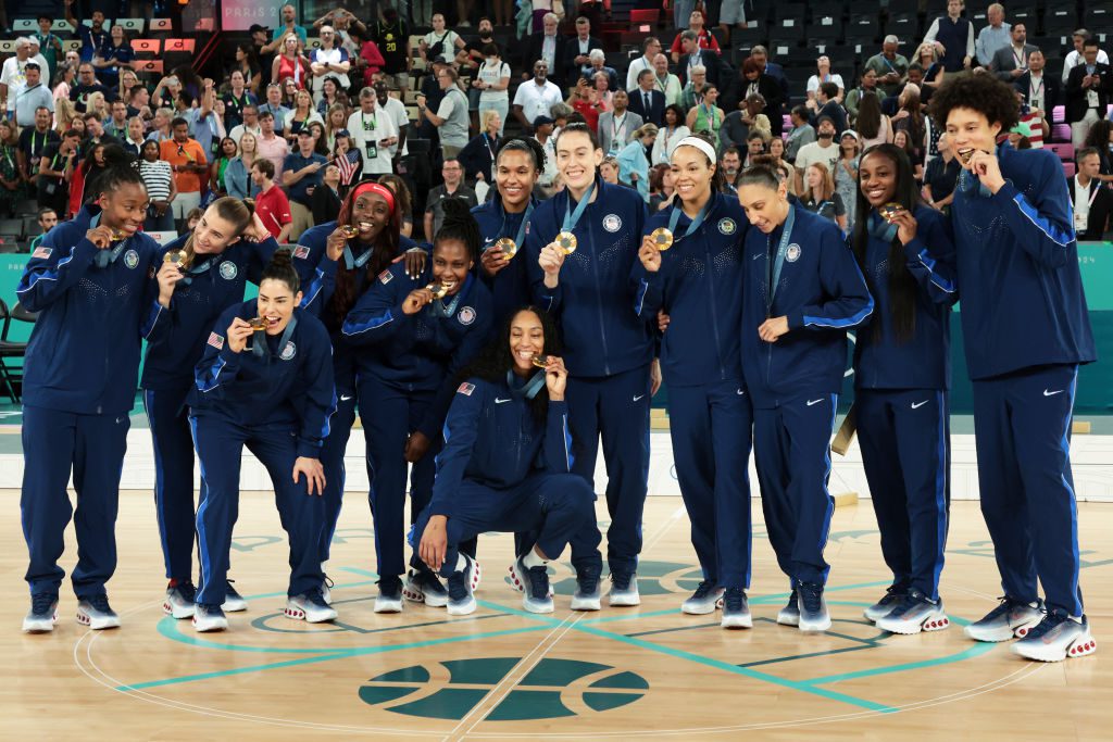 Basketball - Olympic Games Paris 2024: Day 16