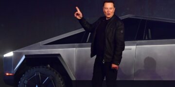 Elon Musk Introduces Tesla Cybertruck