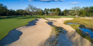 The 17th hole at Congaree Golf Club in Ridgeland, South Carolina.