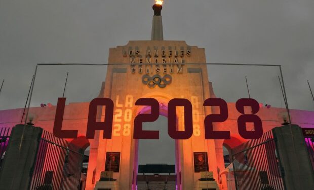 USA fans say LA 2028 part was '100,000 times more exciting' than French portion of Paris Olympics closing ceremony