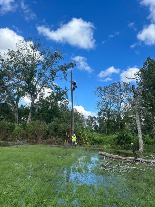 OG&E help restore power to thousands in Louisiana following Hurricane Francine. 