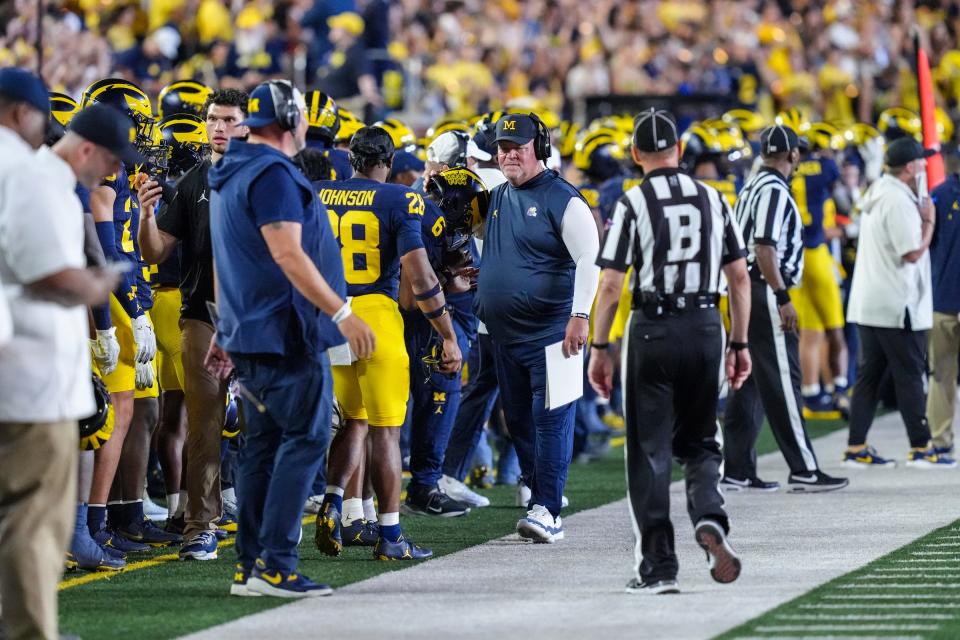 Michigan defensive coordinator Wink Martindale walks the sideline during the game against Fresno State at Michigan Stadium in Ann Arbor on Saturday, Aug. 31, 2024.