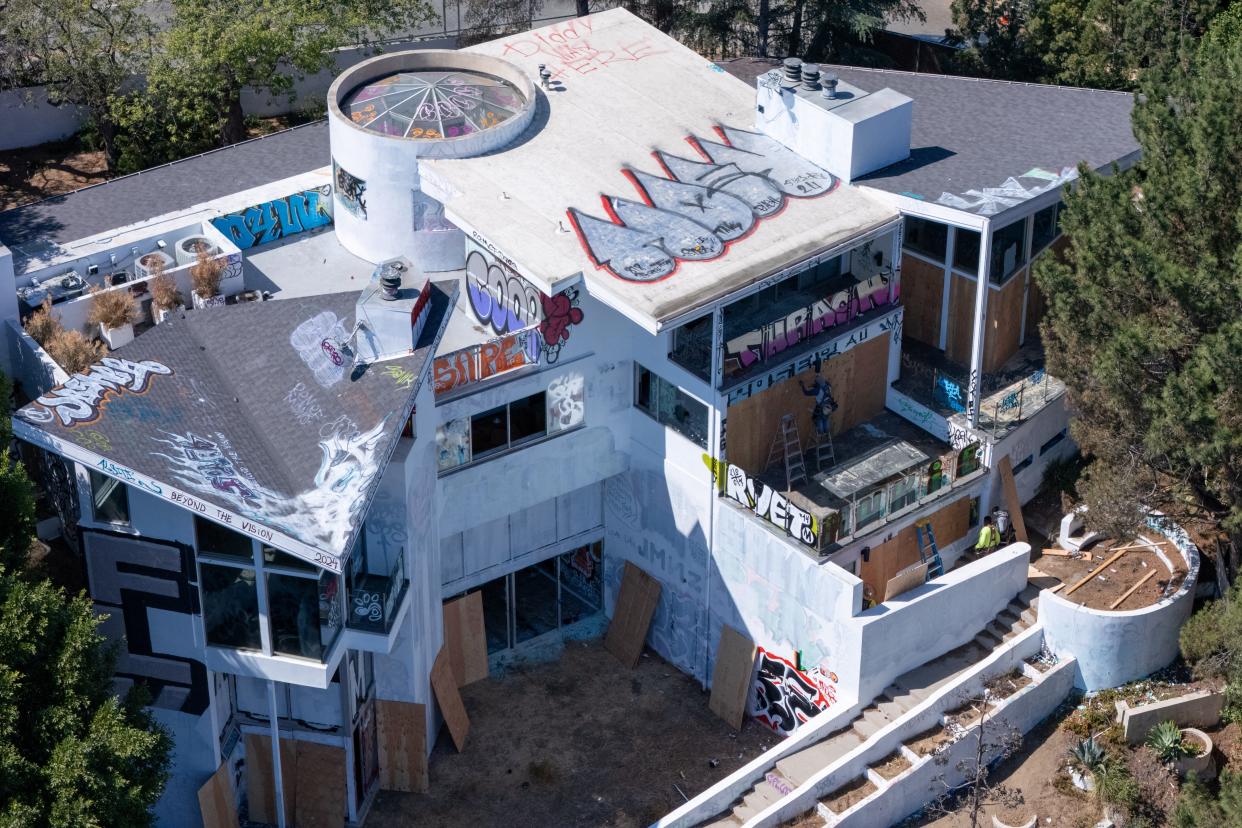 An abandoned Hollywood mansion is shown in this view from a drone after it was tagged with graffiti in the Hollywood Hills of Los Angeles, California, U.S. September 24, 2024. REUTERS/Mike Blake