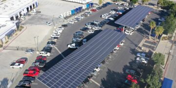 California transportation terminal retrofits energy storage to its solar carports – pv magazine International