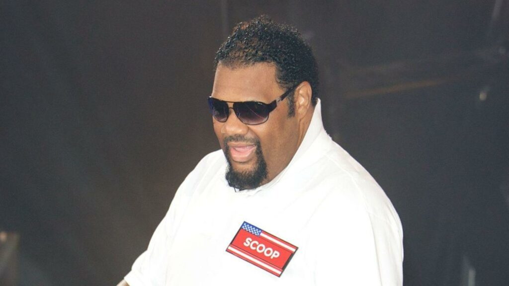 Rapper Fatman Scoop dies at 53 after collapsing on stage – USA TODAY