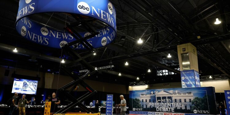 Rules for tonight’s presidential debate on ABC: What to know about mics, audience, more – USA TODAY