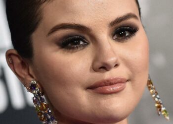 Selena Gomez addresses backlash after saying she can’t carry children: ‘I like to be honest’ – USA TODAY