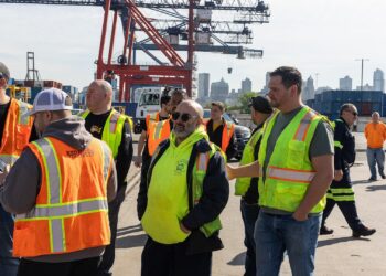 Port workers strike could snarl the supply chain and bust your holiday budget – USA TODAY