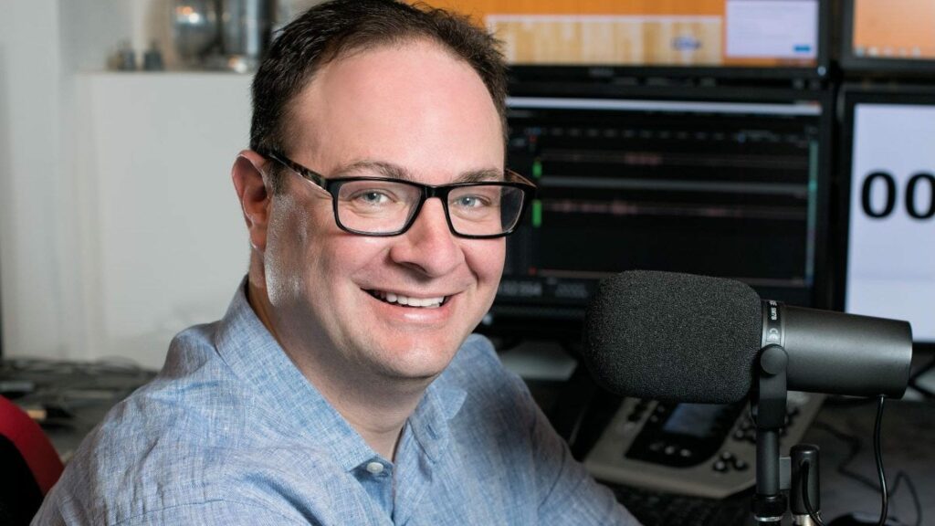 Adrian Wojnarowski leaving ESPN to St. Bonaventure University basketball