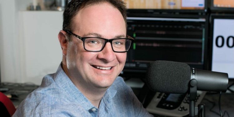 Adrian Wojnarowski leaving ESPN to St. Bonaventure University basketball