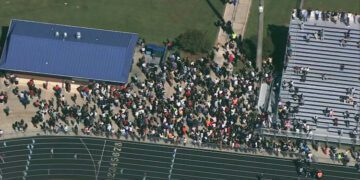 Apalachee High School in Winder, Georgia: 2 students and 2 teachers dead in high school shooting, 14-year-old Colt Gray in custody