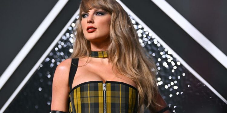 ELMONT, NEW YORK - SEPTEMBER 11: Taylor Swift attends the 2024 MTV Video Music Awards at UBS Arena on September 11, 2024 in Elmont, New York. (Photo by Roy Rochlin/Getty Images for MTV)