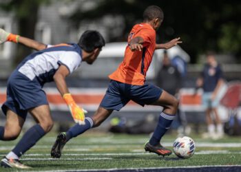 ETHS boys soccer: Kits blank Maine South in division opener