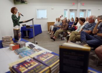 'How to Read a Book' goes on tour of small-town Maine