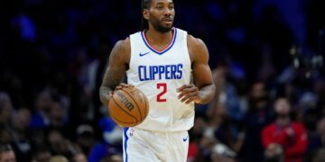 Los Angeles Clippers' Kawhi Leonard plays during an NBA basketball game, Wednesday, March 27, 2024, in Philadelphia.