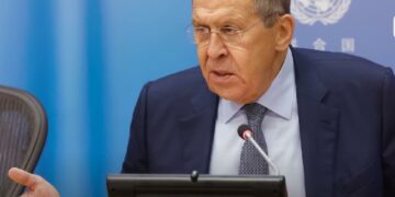 Lavrov warns USA not to cross 'Russian red lines': Kremlin alters nuclear doctrine