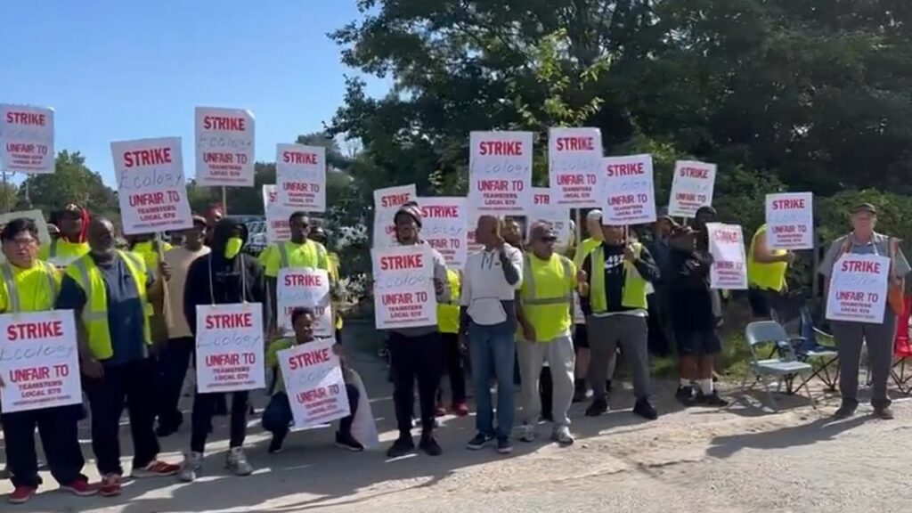 Maryland sanitation workers strike over working conditions, low wages